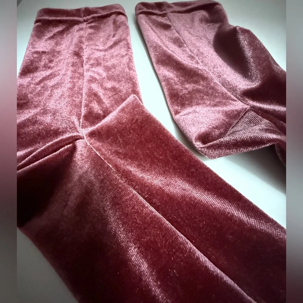 Fabletics Velvet Socks - Picture 4 of 5